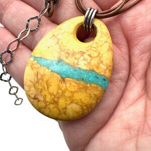 American Southwest Womens Necklace Sterling Silver Ribbon Boulder Turquoise